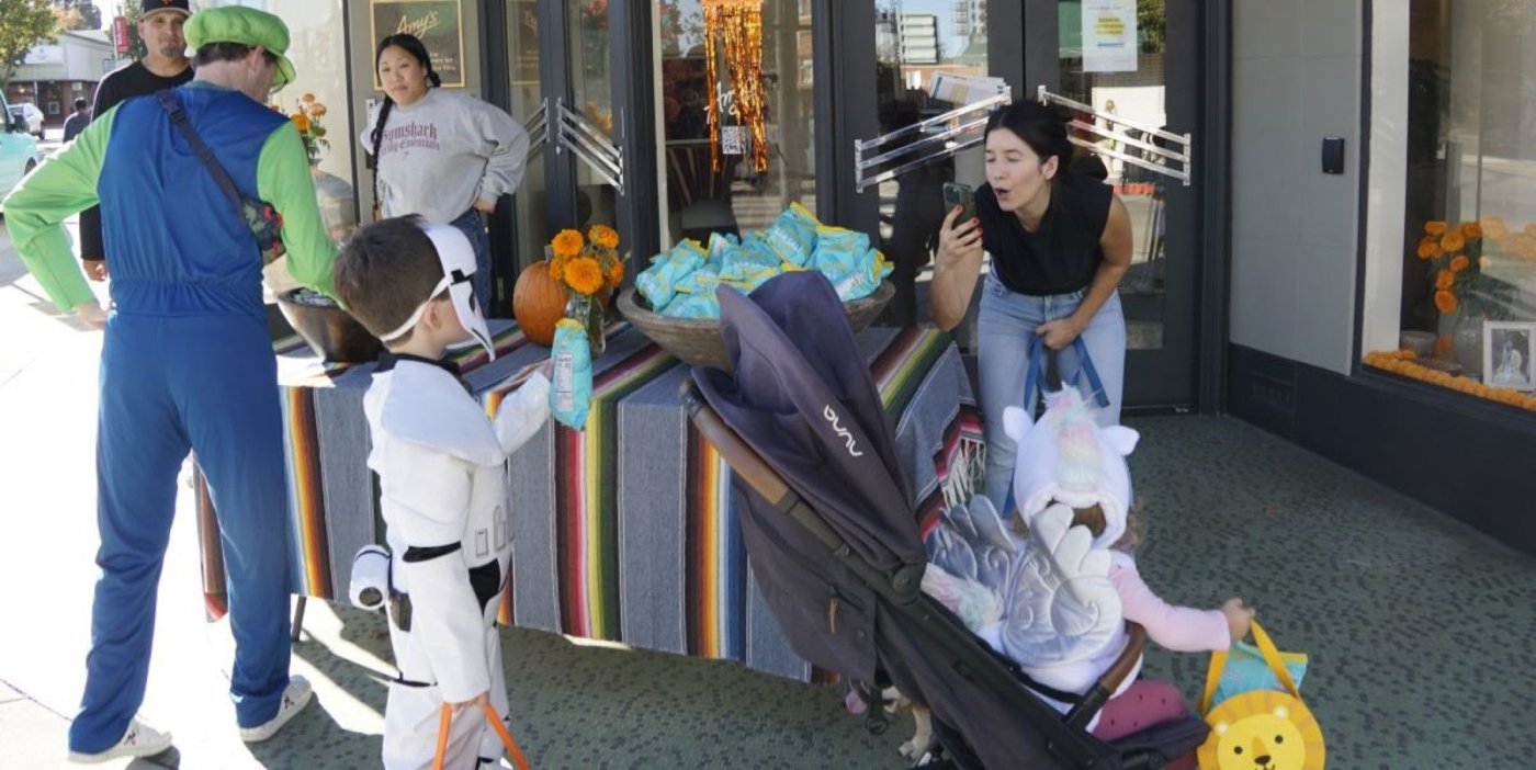 Petaluma’s Trick or Treat Trail